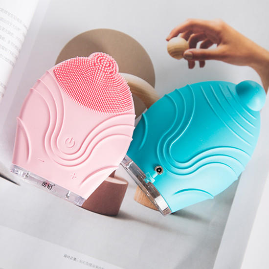 情人节礼物表白,送老婆情人节礼物千元左右