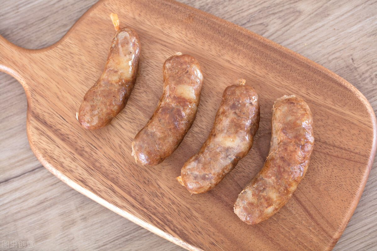 灌好的香肠要怎么蒸才不会炸开,腊肠灌多了能做香肠吗