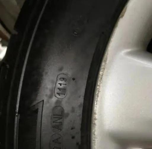 10年的丰田锐志二手车价格多少钱,12年丰田锐志的优点和缺点