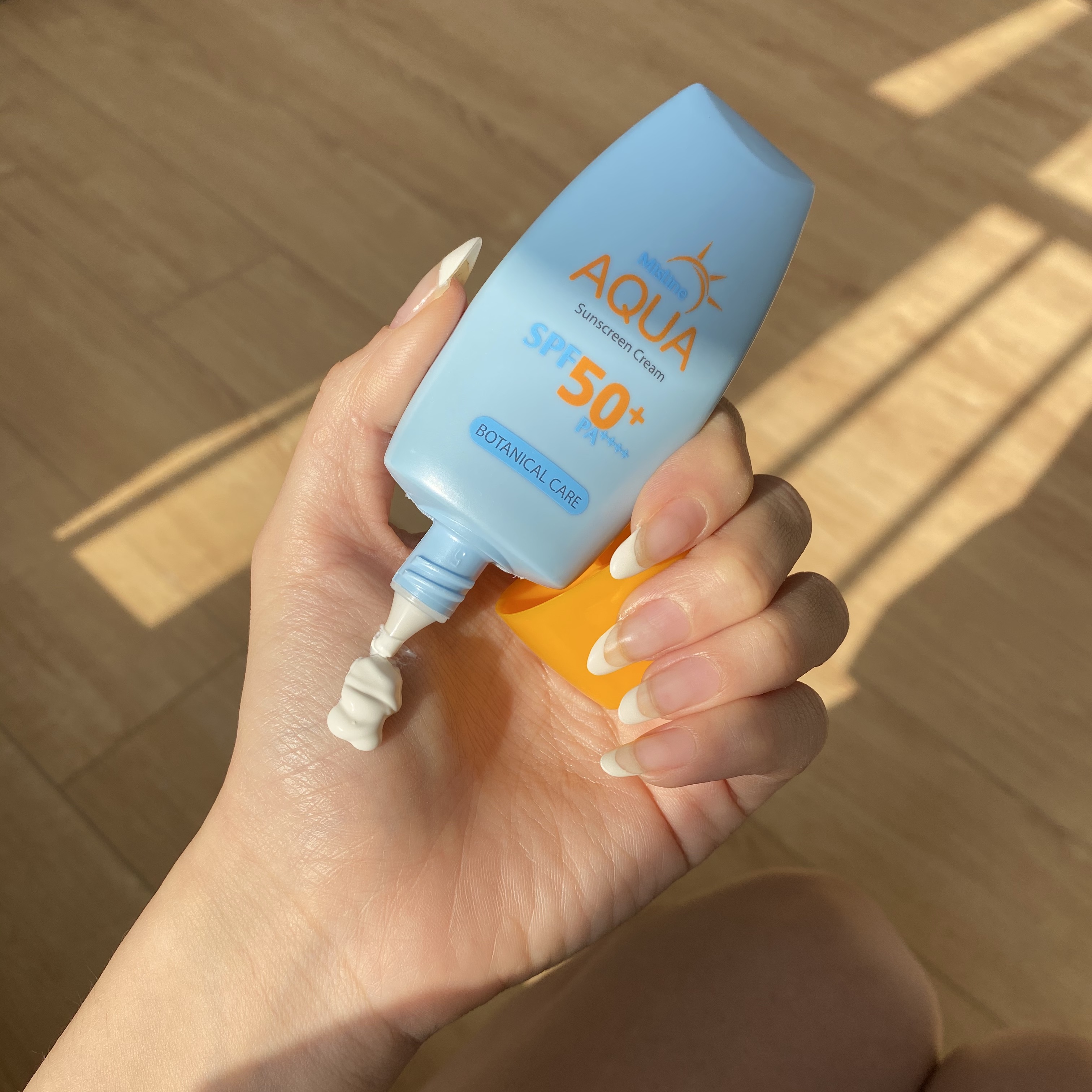 泰国的防晒霜哪些最好用而且还白,泰国有一款防晒霜特别好用