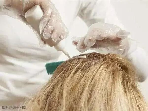 如何修复染发损伤毛囊的头发,怎么加强色染发