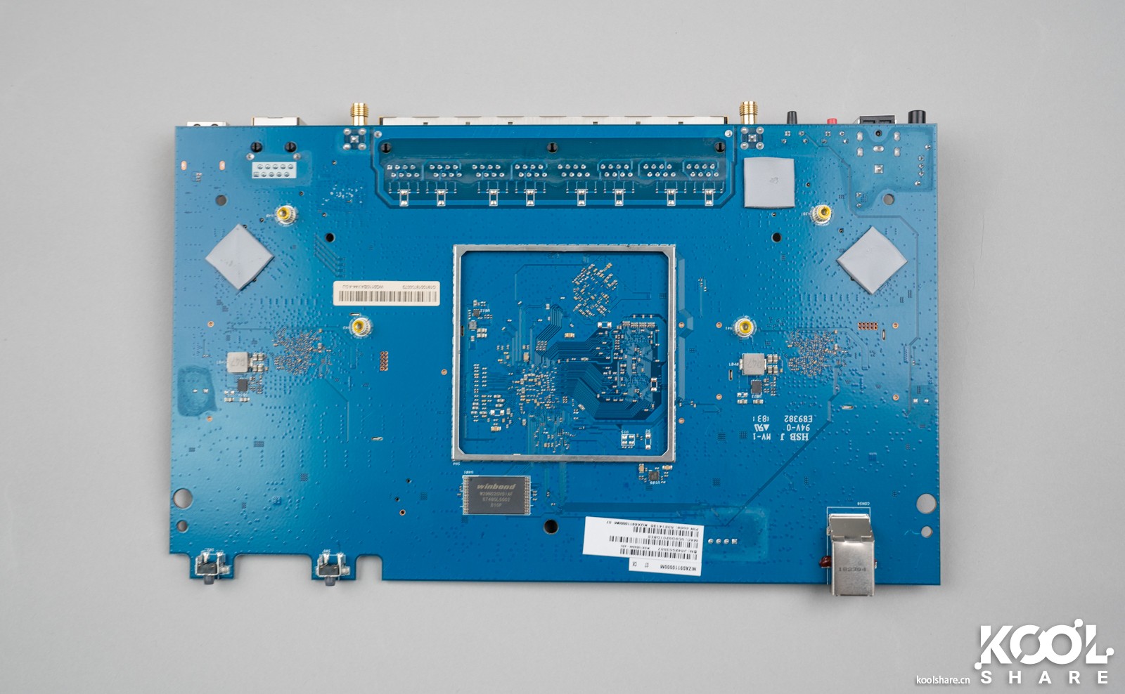 华硕路由器rt-ax86u新款拆解,华硕asusrt-ax68u电竞wifi6路由器