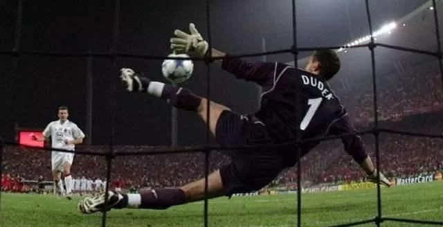 伊斯坦布尔之夜在哪个球场,伊斯坦布尔奇迹之夜在哪