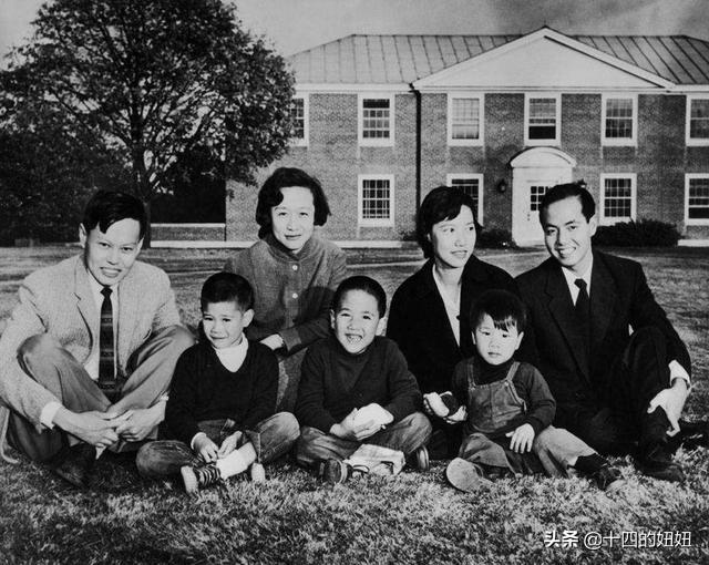 杨振宁孙女与翁帆父亲最新消息,杨振宁儿女和翁帆的合照