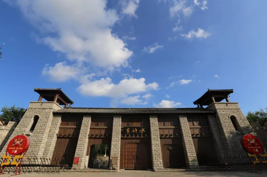 国内最适合一个人旅行的20个地方,一个人自驾旅行累了想回家