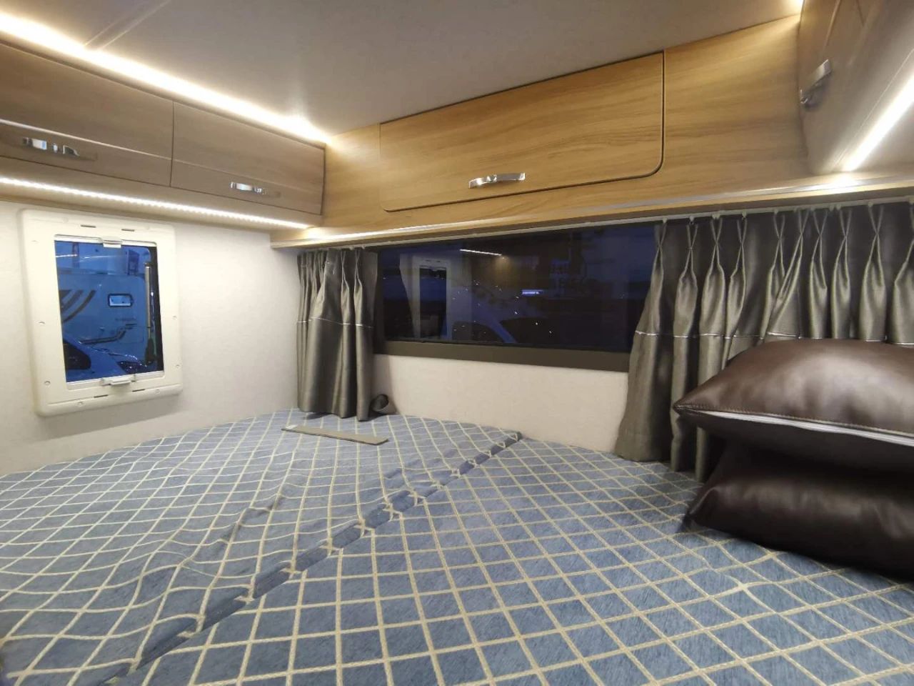 北汽勇士越野穿越,北汽勇士穿越