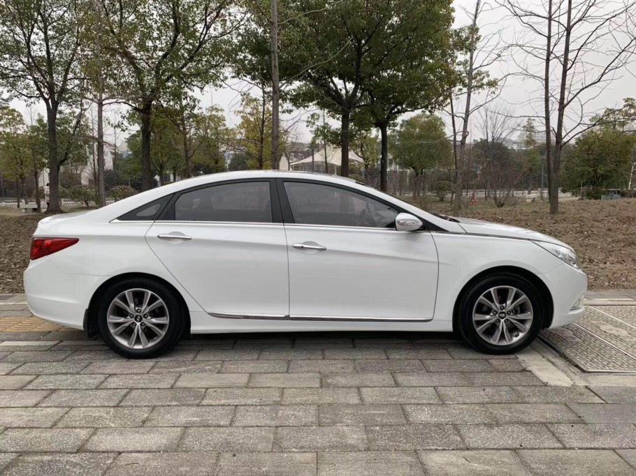 二手极品车况,天津二手现代索纳塔8代2.4