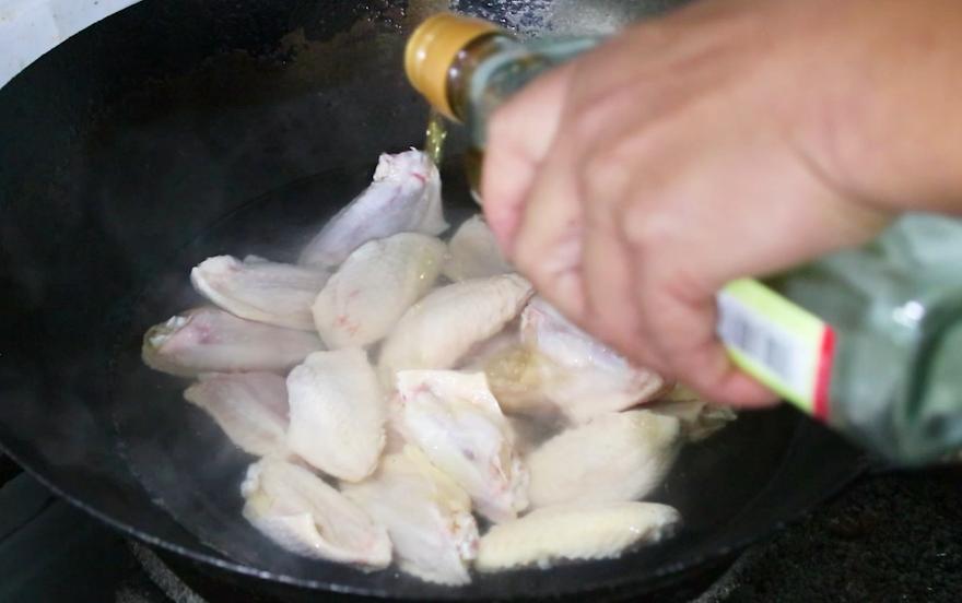 肯德基薯条汉堡鸡翅,肯德基小食拼盘鸡翅鸡块薯条