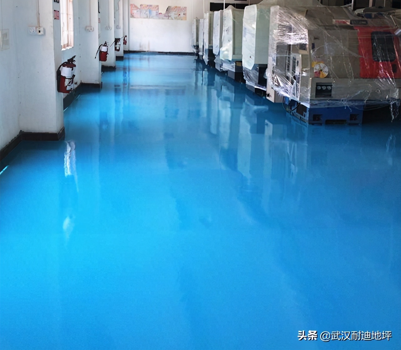 自流平环氧树脂地坪施工视频,环氧树脂自流平型地坪