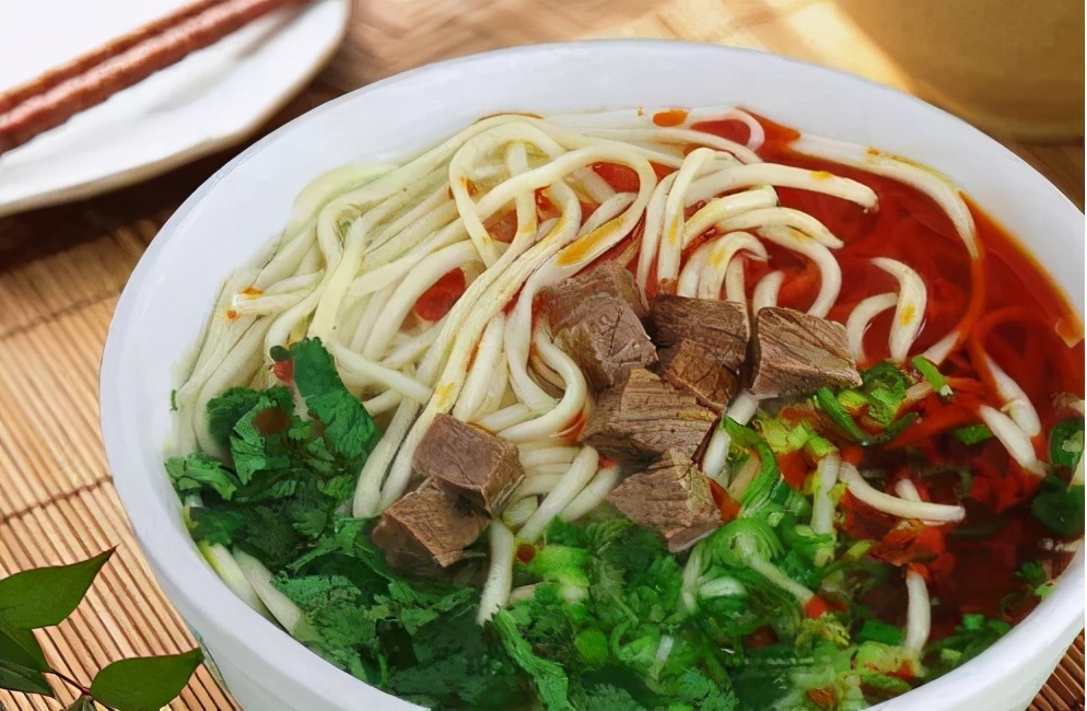 各地著名美食大全介绍英文,全国各地经典代表性美食