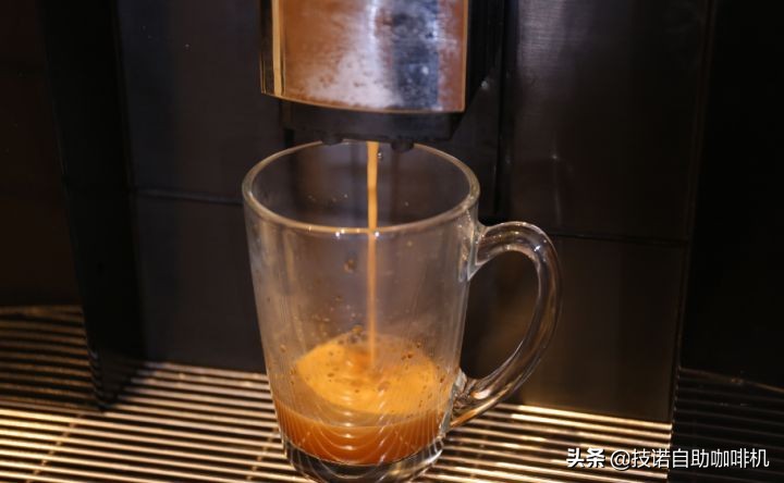 滴滤式咖啡机速溶现磨,咖啡机出的咖啡和速溶咖啡