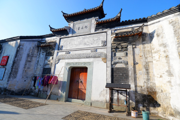 千年古村的老街,霞山古村落在哪里