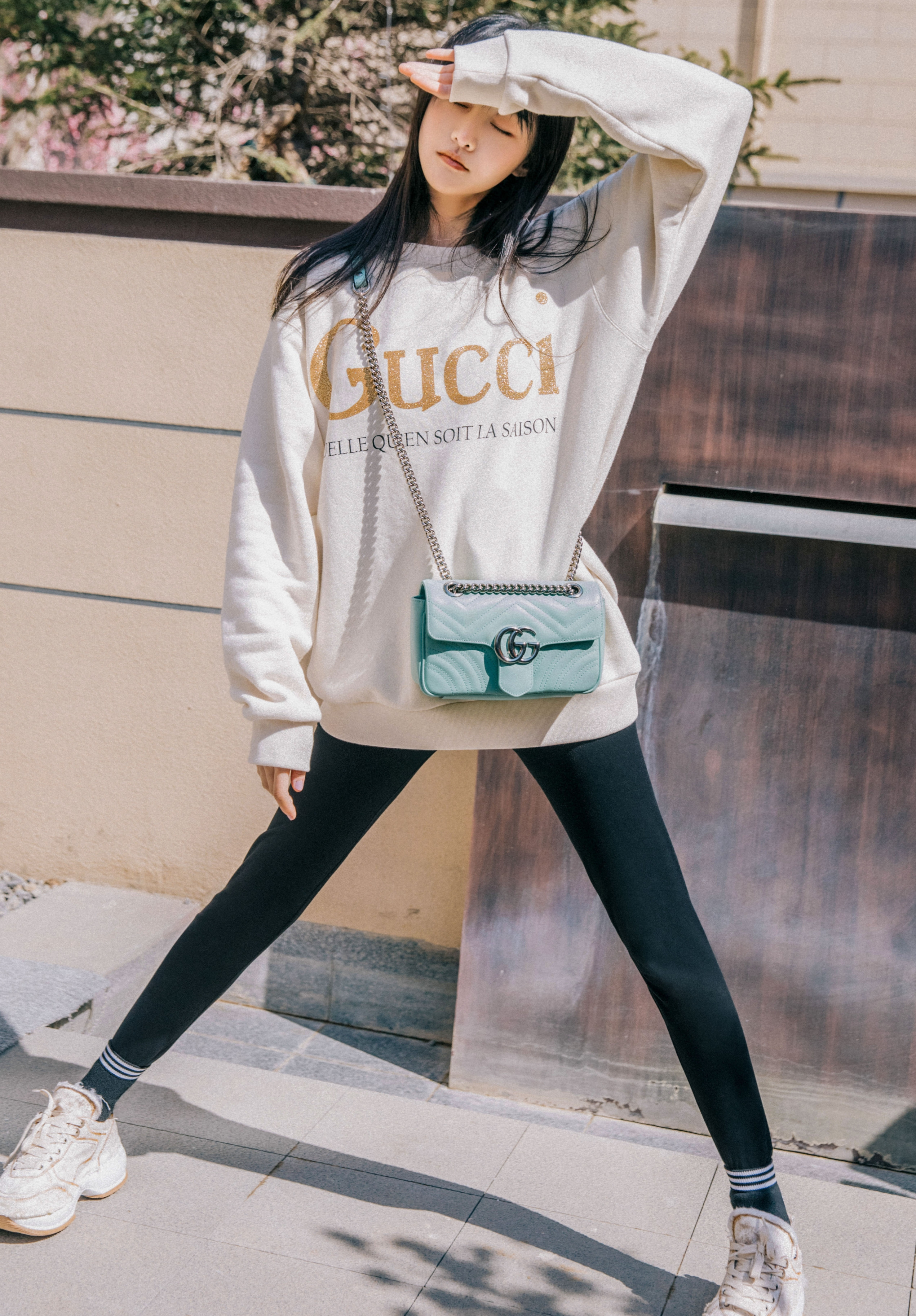 富婆穿什么品牌运动鞋,富婆穿的运动鞋