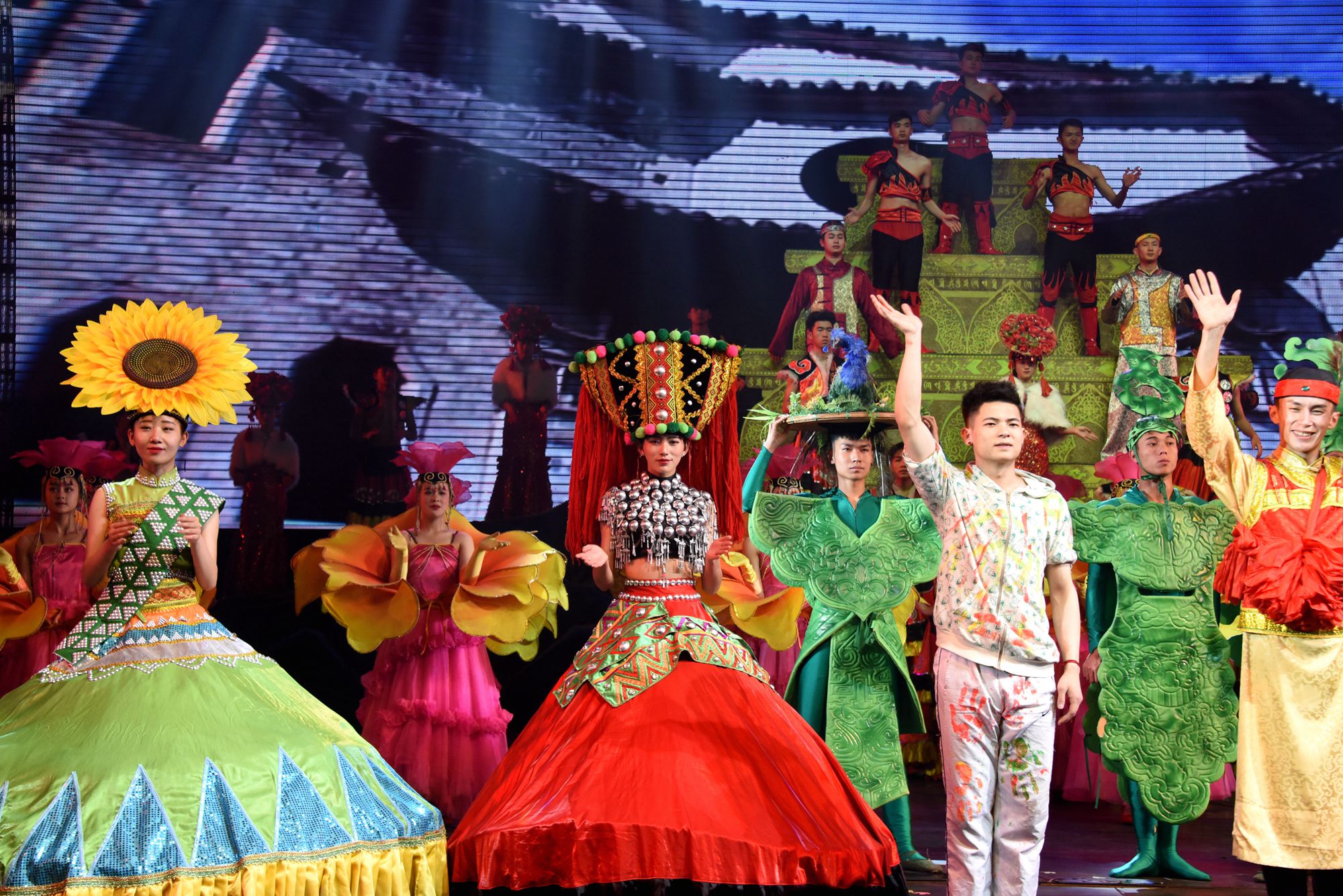 云南腾冲热海大滚锅风景,腾冲热海大滚锅景区攻略