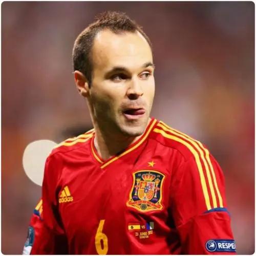 伊涅斯塔低调大师,欧洲杯比利时巨星