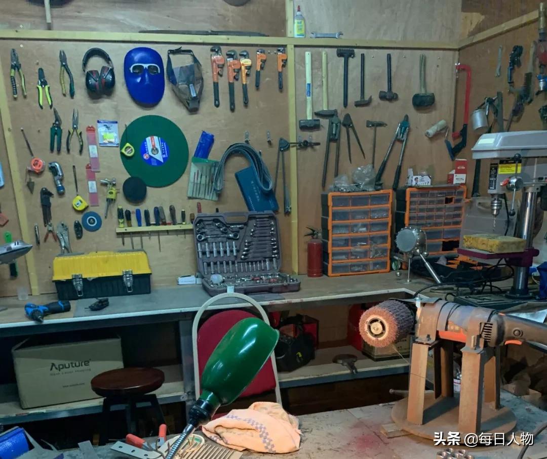 网红发明家手工耿,100件无厘头发明背后,是真实生活的心酸