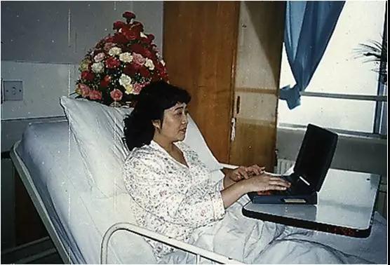 3张桌、3口锅、3000元人民币开始创业！她凭什么把火锅店开遍全球