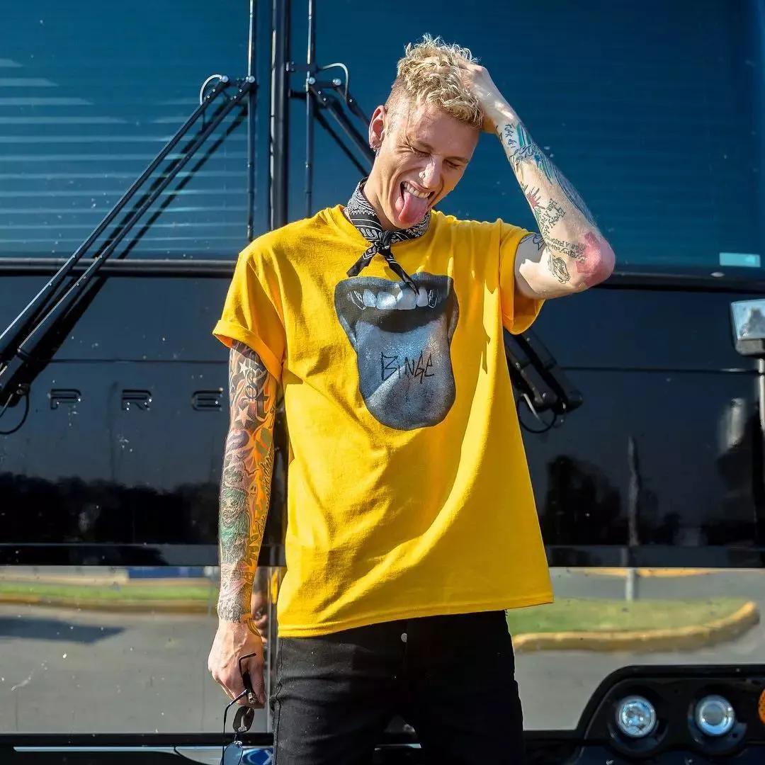 阿姆女儿照片,阿姆女儿海莉身材