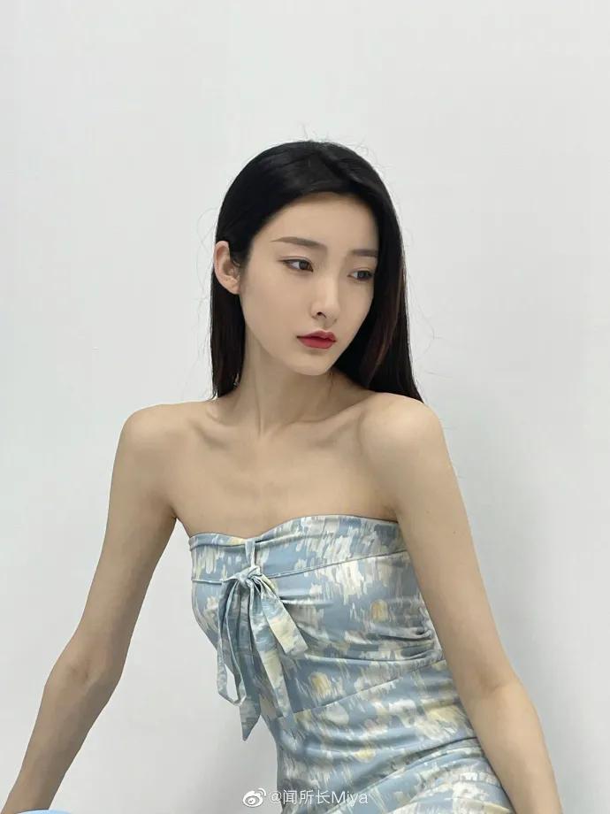 塌鼻梁低三根如何变成高鼻梁,鼻梁低怎么弄才好看