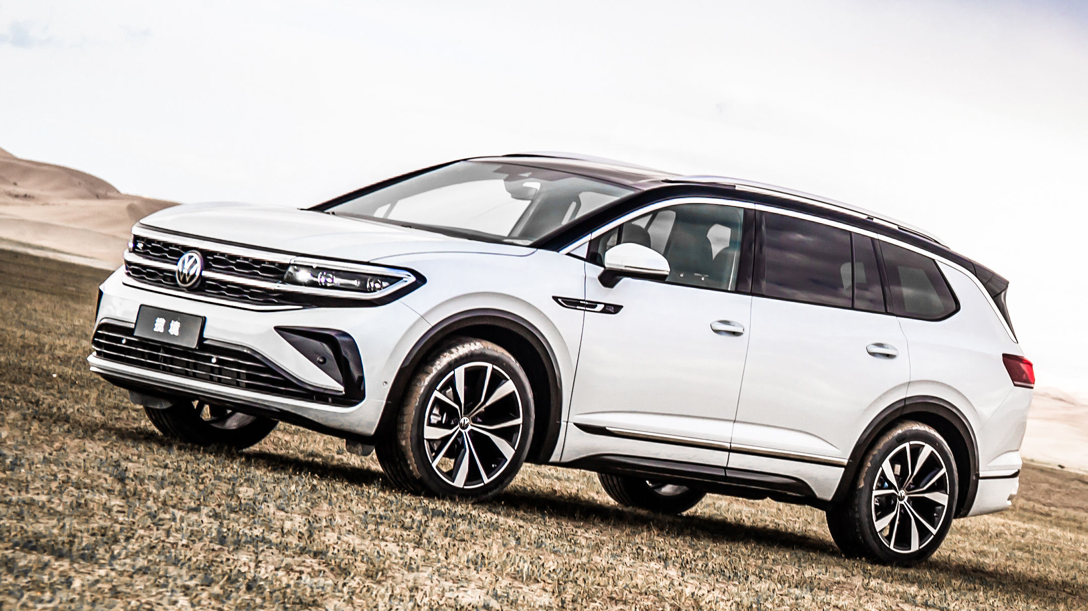 全新丰田汉兰达2023款丐版价格,丰田2022即将上市suv汉兰达