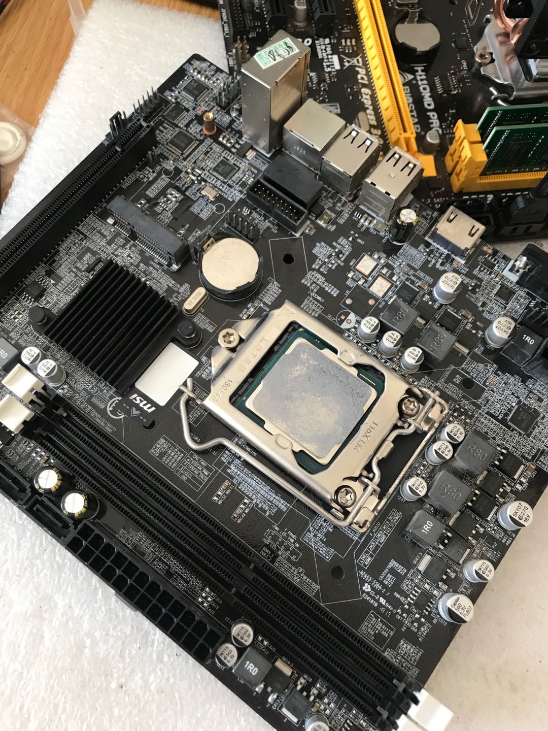 英特尔酷睿i58250u的电脑是多少钱,英特尔8480cpu