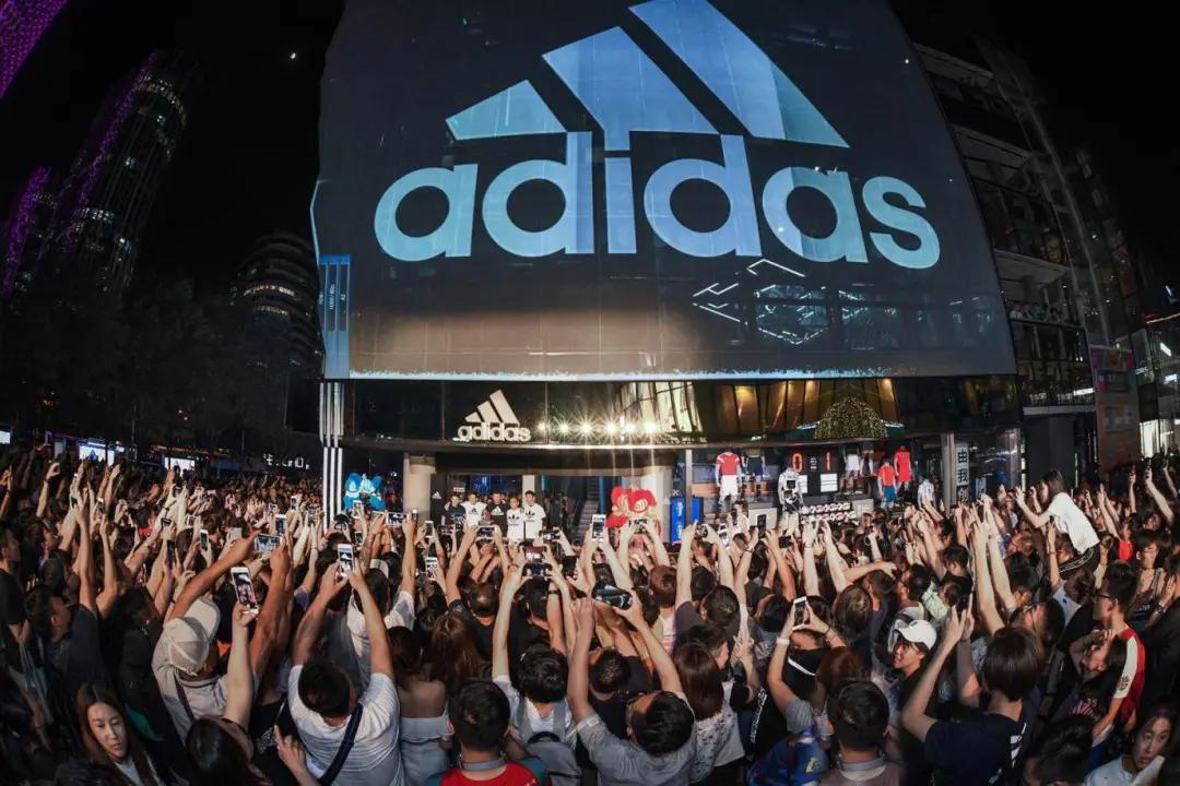 闃胯开杈炬柉鍏冲簵,闃胯开杈炬柉adidas鍏冲簵