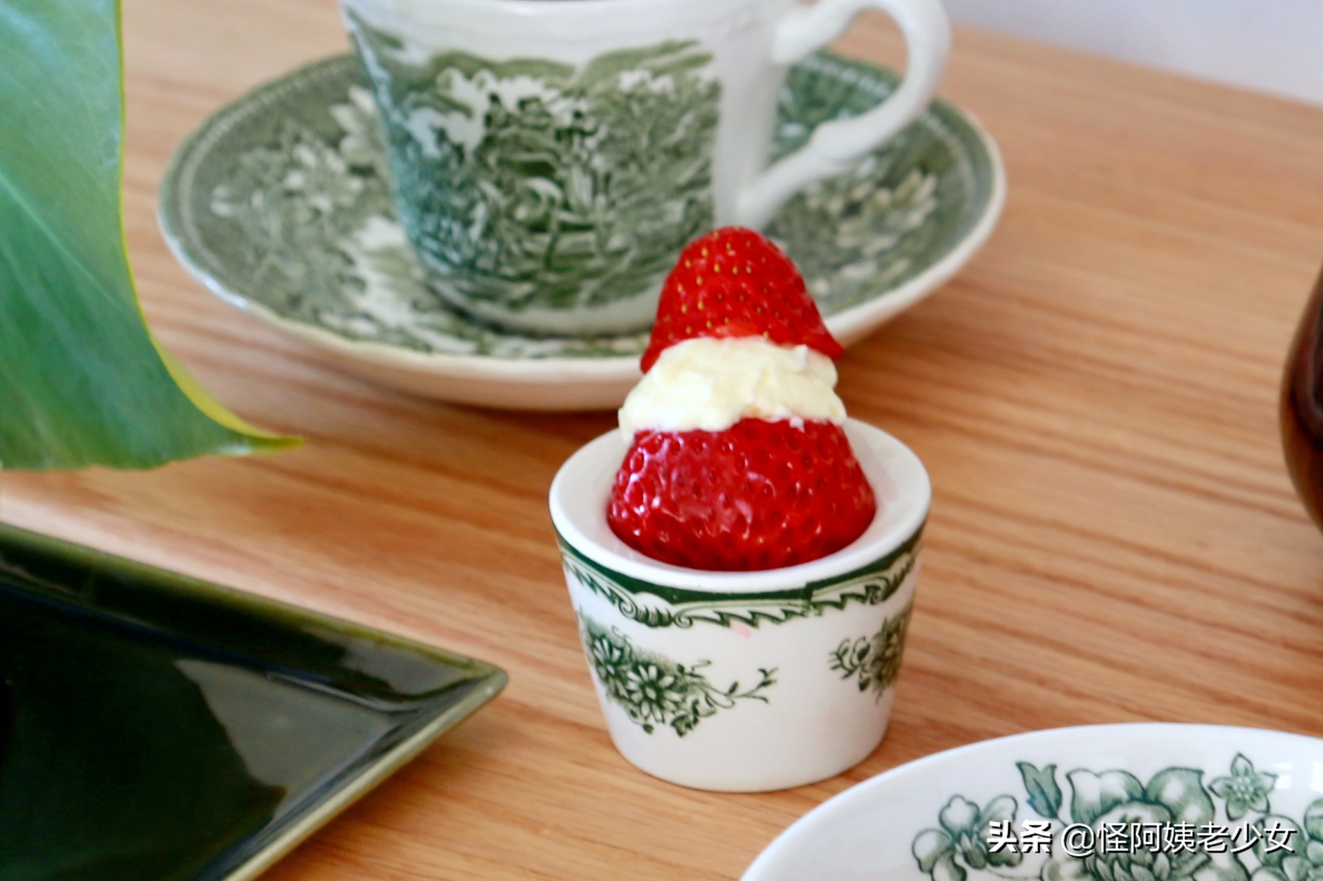 杯具难看才是悲剧，小食器要大气选，几个经典品牌闭眼买也不会错