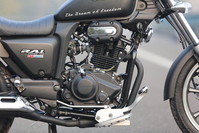 高性价比国产太子车，203cc单缸风冷，极速115，适合新手