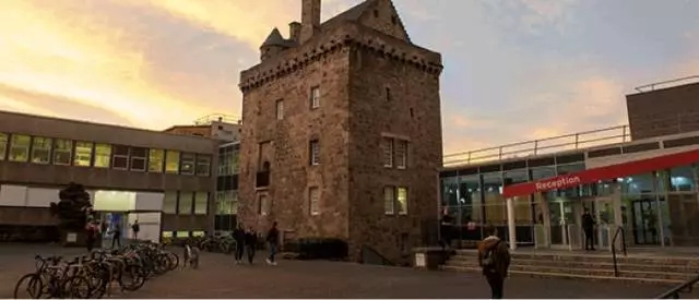 爱丁堡龙比亚大学,深度解析爱丁堡大学