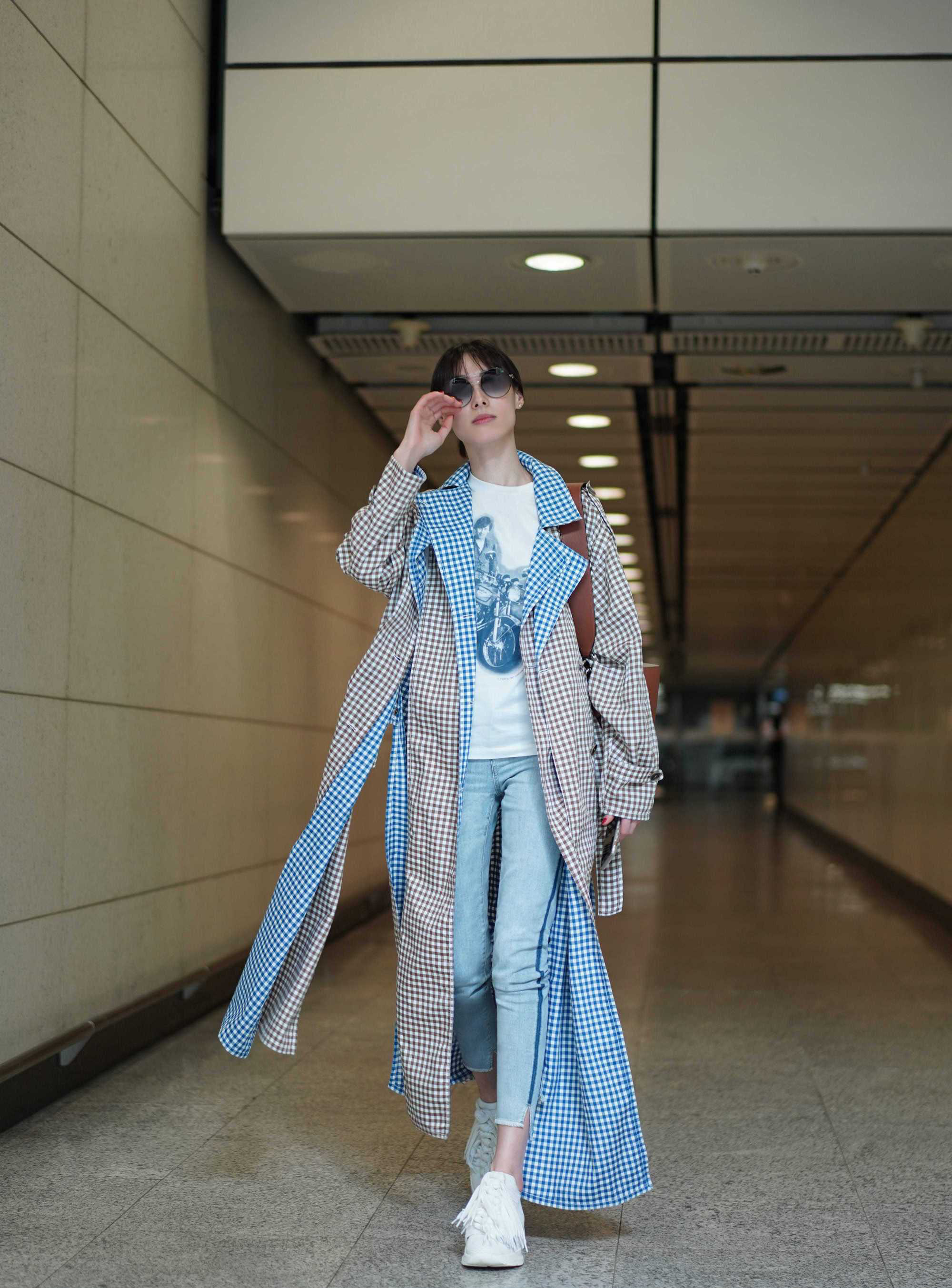 黄黑皮的尽量避免什么颜色的衣服,黑黄皮适合什么颜色的风衣