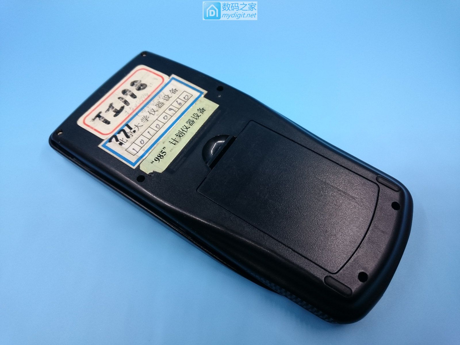 技术大牛太强了！德州仪器TI-89图形计算器拆机维修和CPU超频