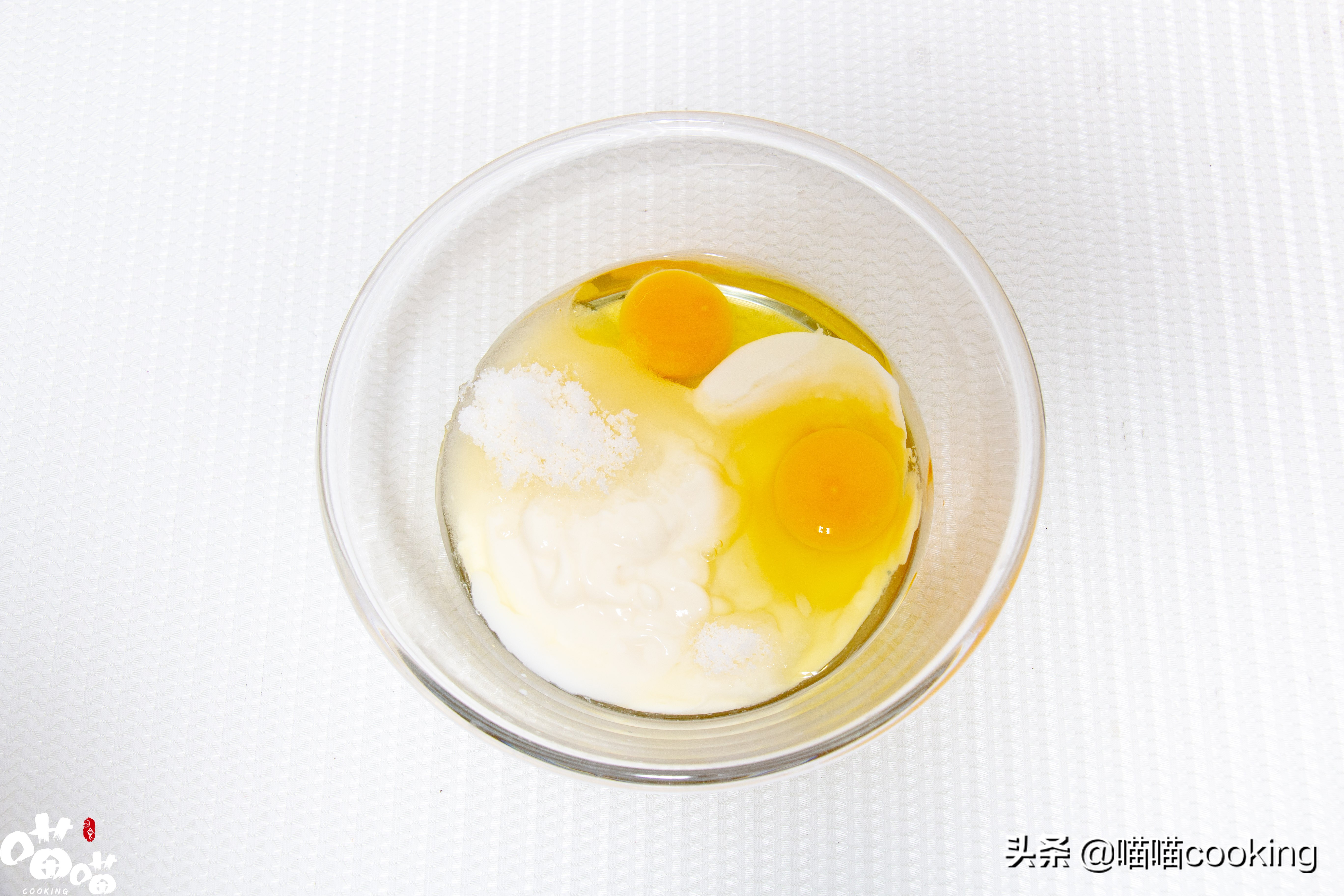 何老师同款酸奶蛋糕不用烤箱,何老师电饭煲做蛋糕教程