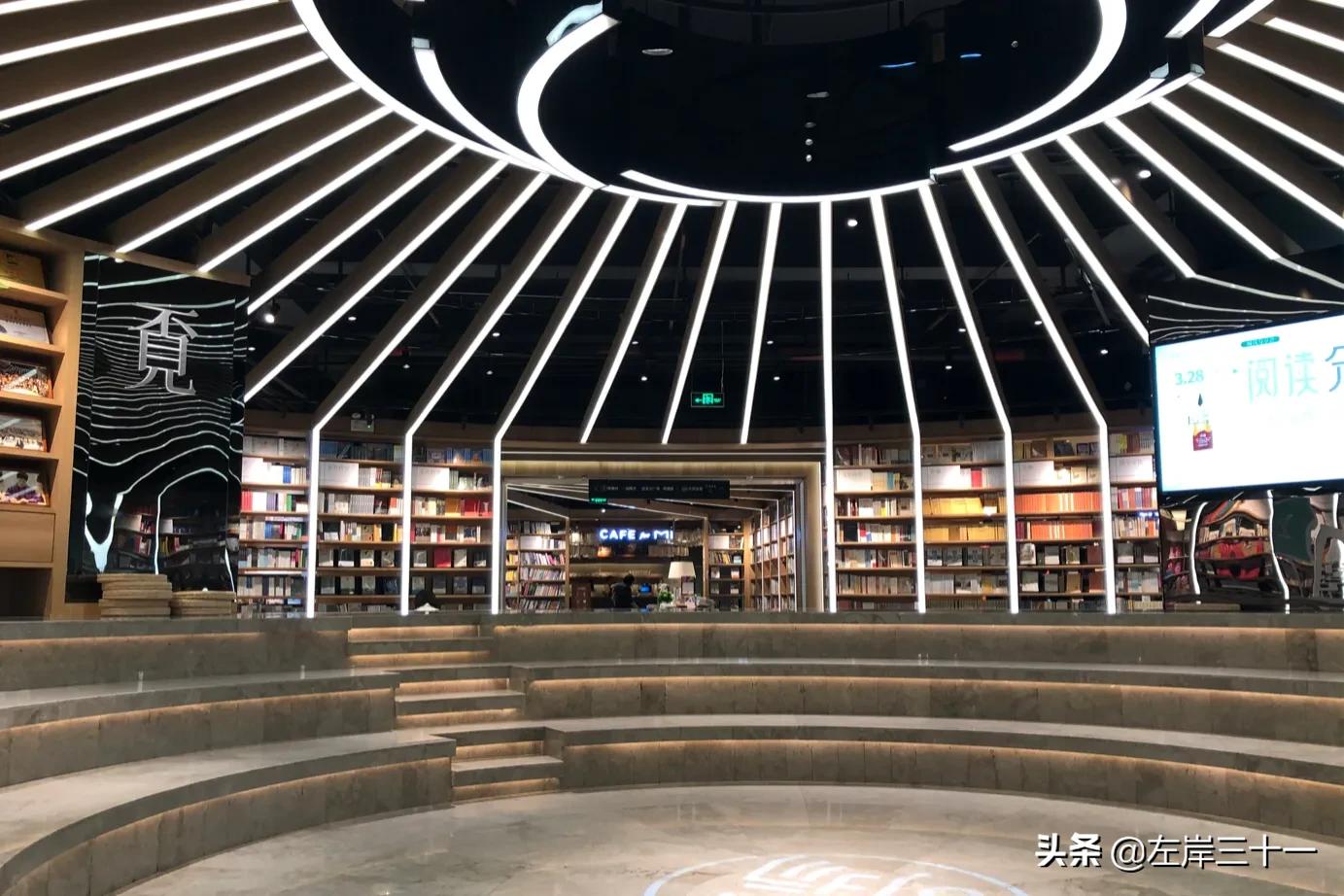 都是吃喝玩乐的商圈，东莞国贸的理想是：做有情怀、文艺范的那个