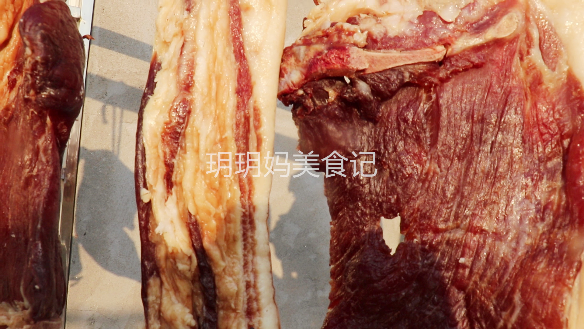 腌腊肉直接用盐腌很好吃,腌腊肉不要只放盐记住几个方法