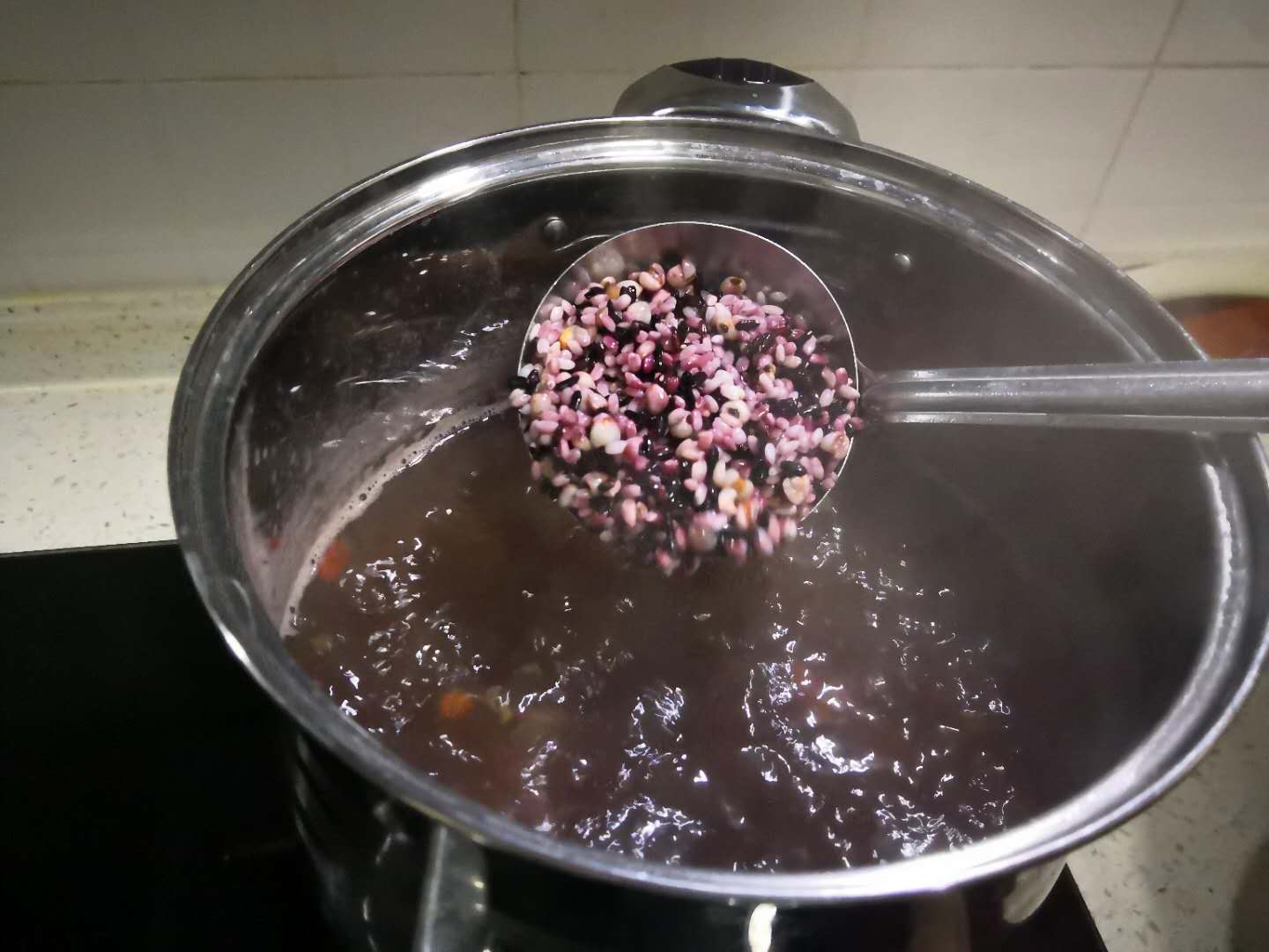 腊八节喝的腊八粥有哪些东西,腊八节一定要有的腊八粥