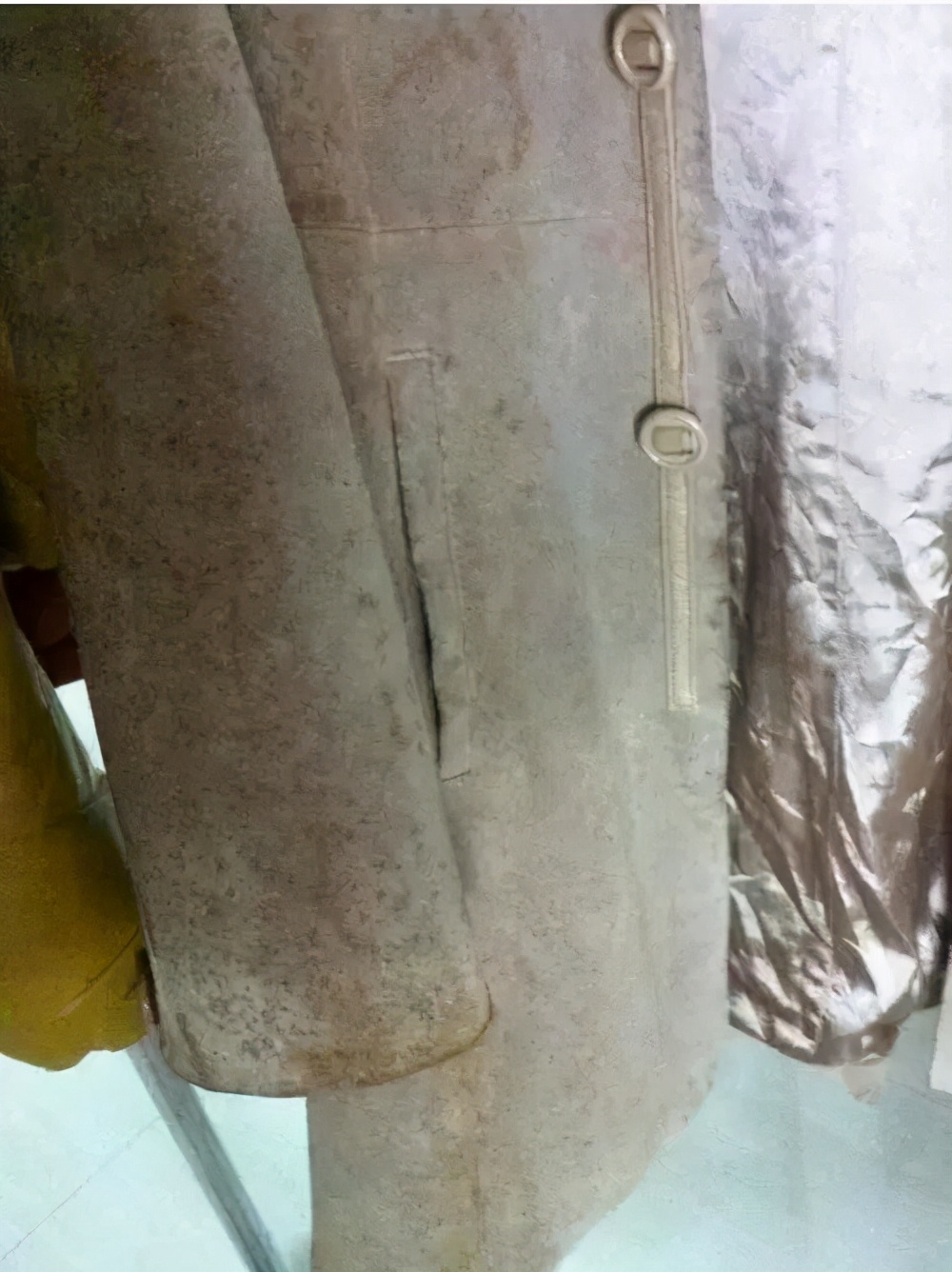 反皮衣怎么清洁与保养,白色皮衣脏了清洁小妙招