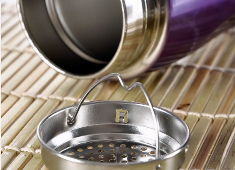 保温杯新杯子怎么第一次清洗,304不锈钢保温杯有味道怎么回事