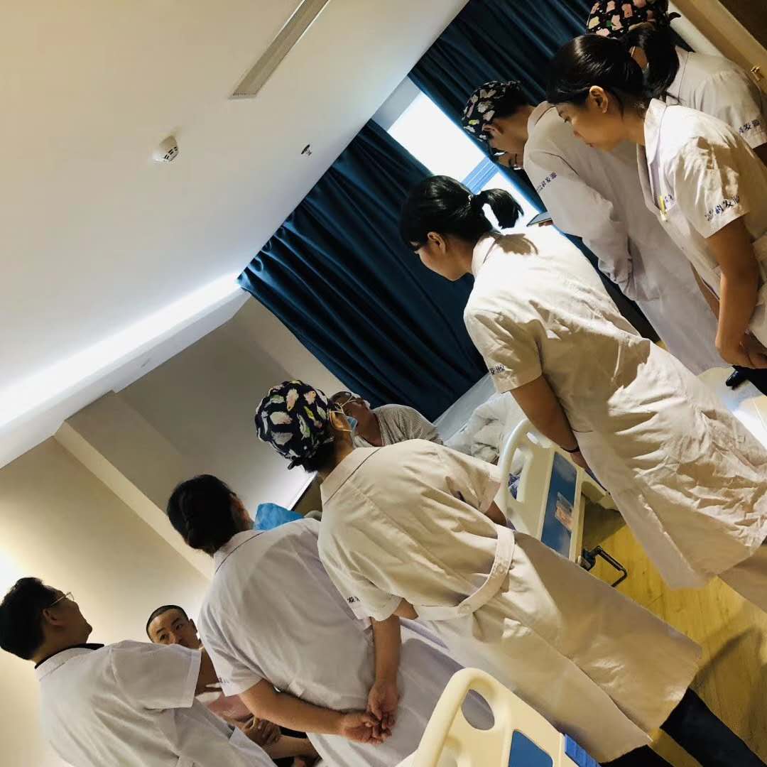 脂溢性脱发多吃什么食物好,脂溢性脱发不建议吃什么食物