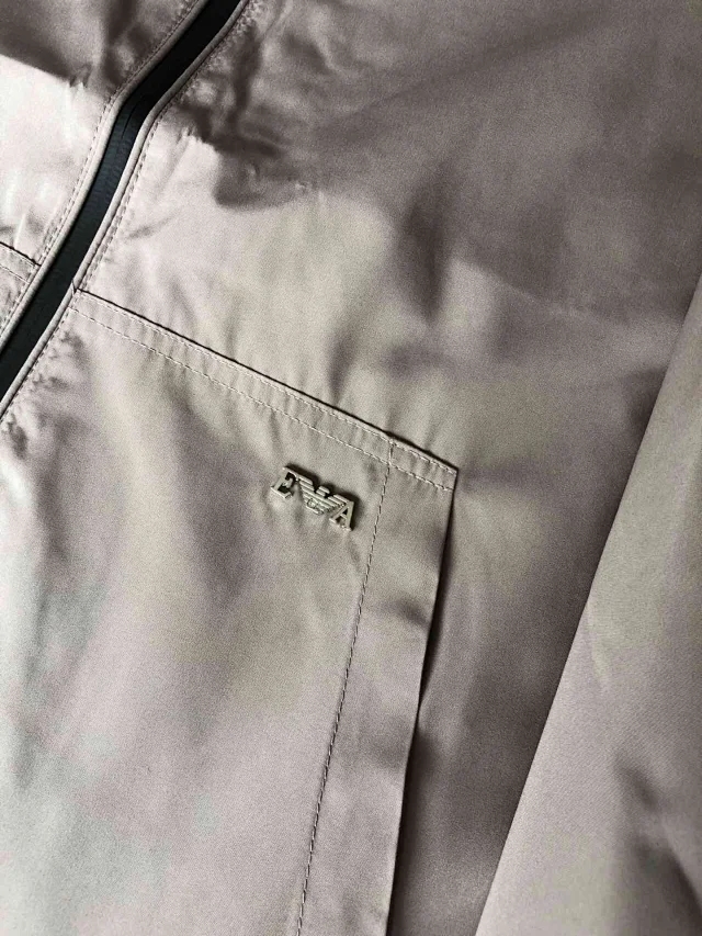 阿玛尼最新款男士夹克,阿玛尼新款夹克