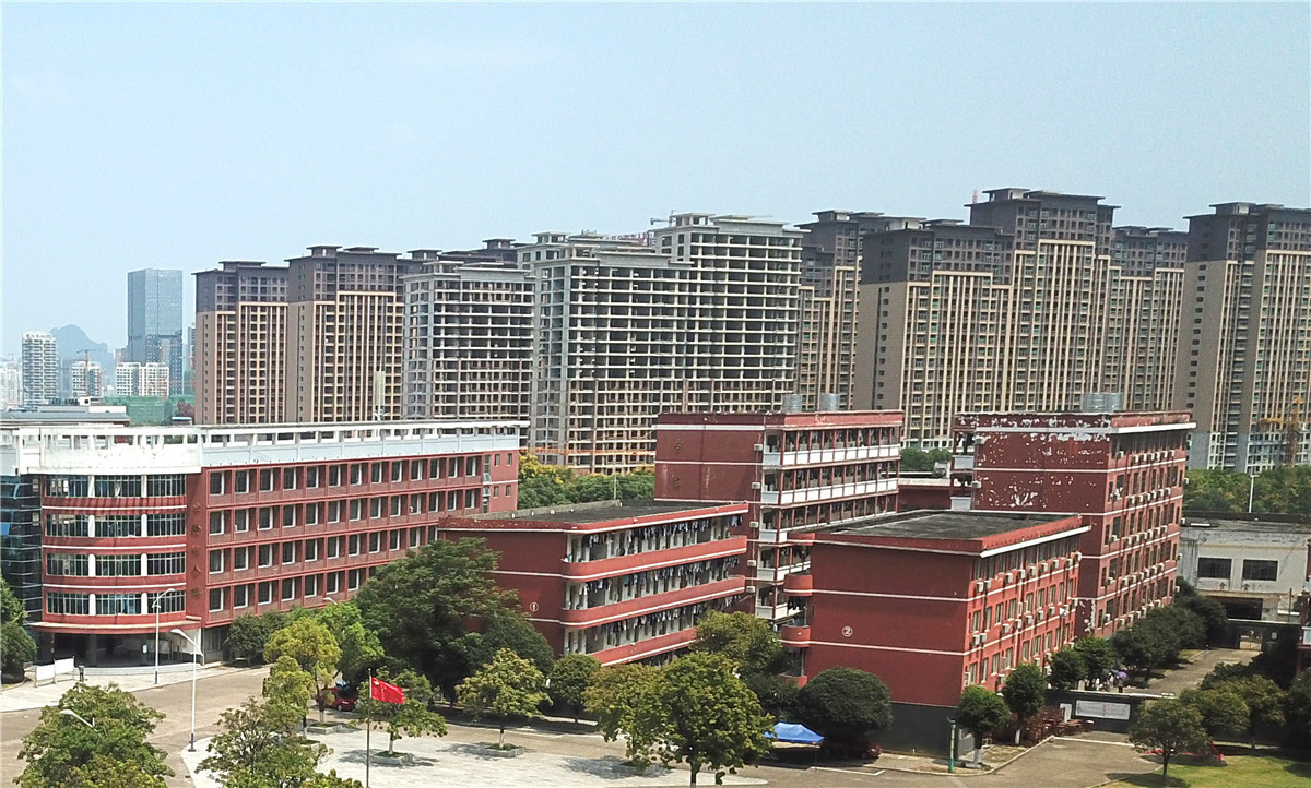 临桂区桂林中学,桂林临桂第三中学