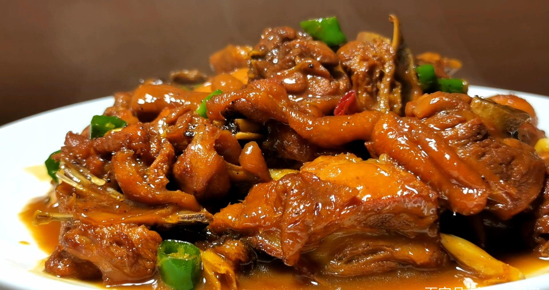 鸡肉焯水后怎样炖鲜嫩软烂又好吃,炖鸡肉的正确方法和禁忌