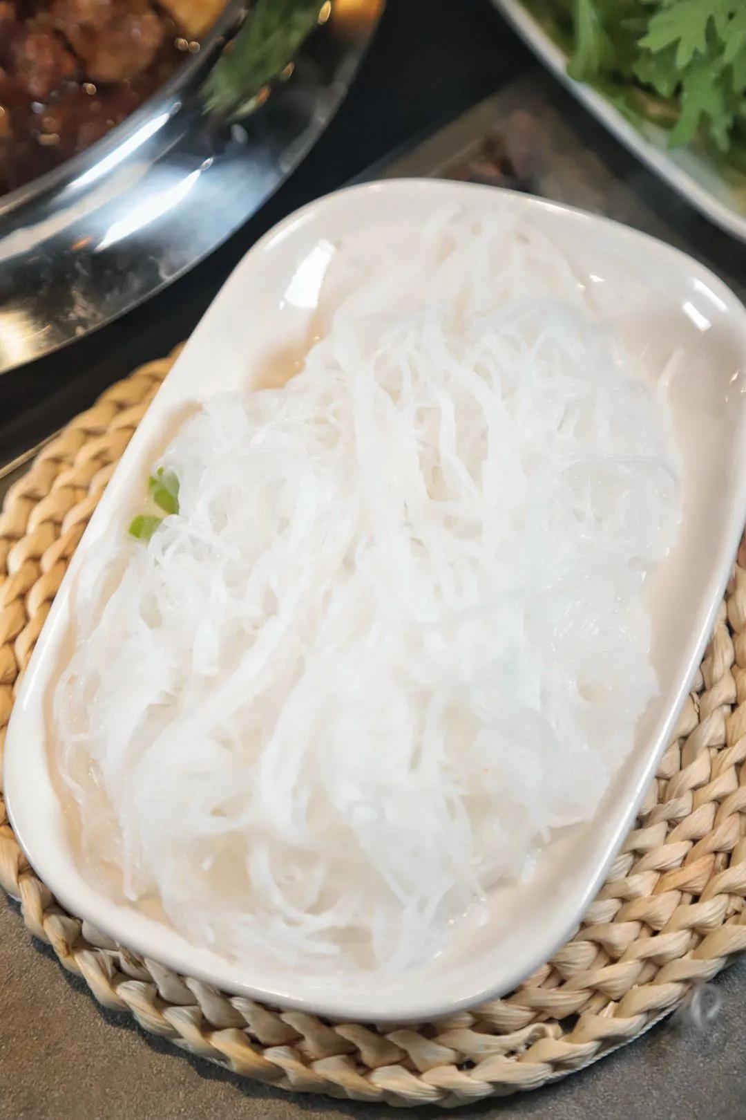 太香了连吃3碗米饭,牛筋牛板筋火锅