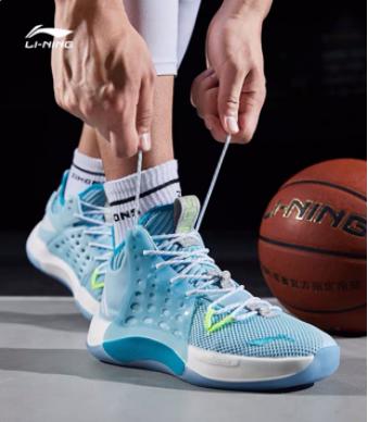 新手入坑推荐什么足球鞋,新入手的鞋