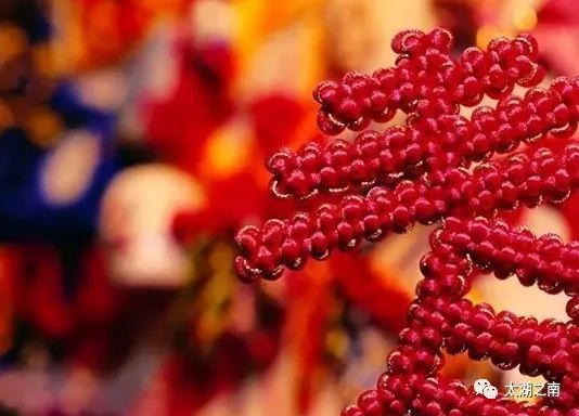 关于过春节的短诗词,10首描写春节的诗词佳句