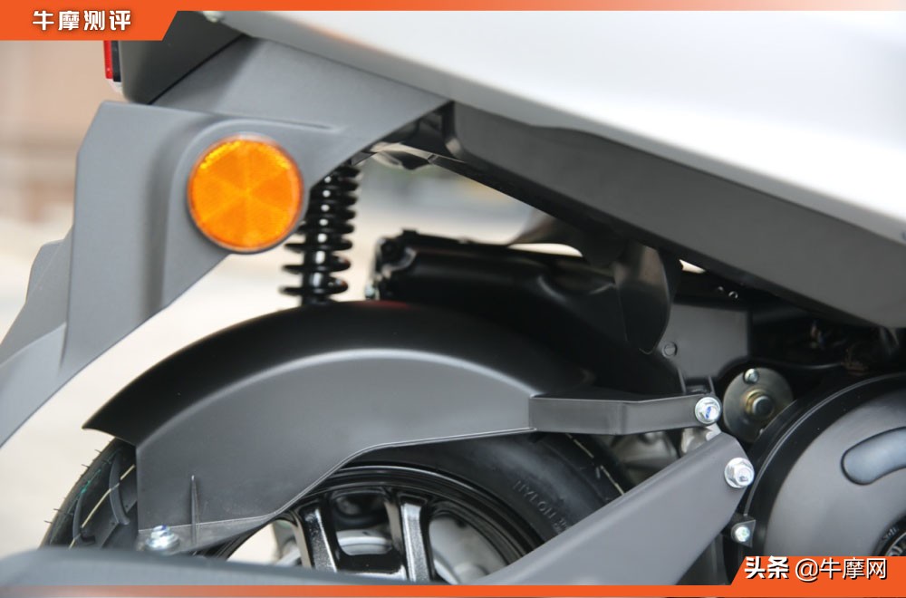 巧格i女车主聊旭鹰125确定不来凑凑热闹？