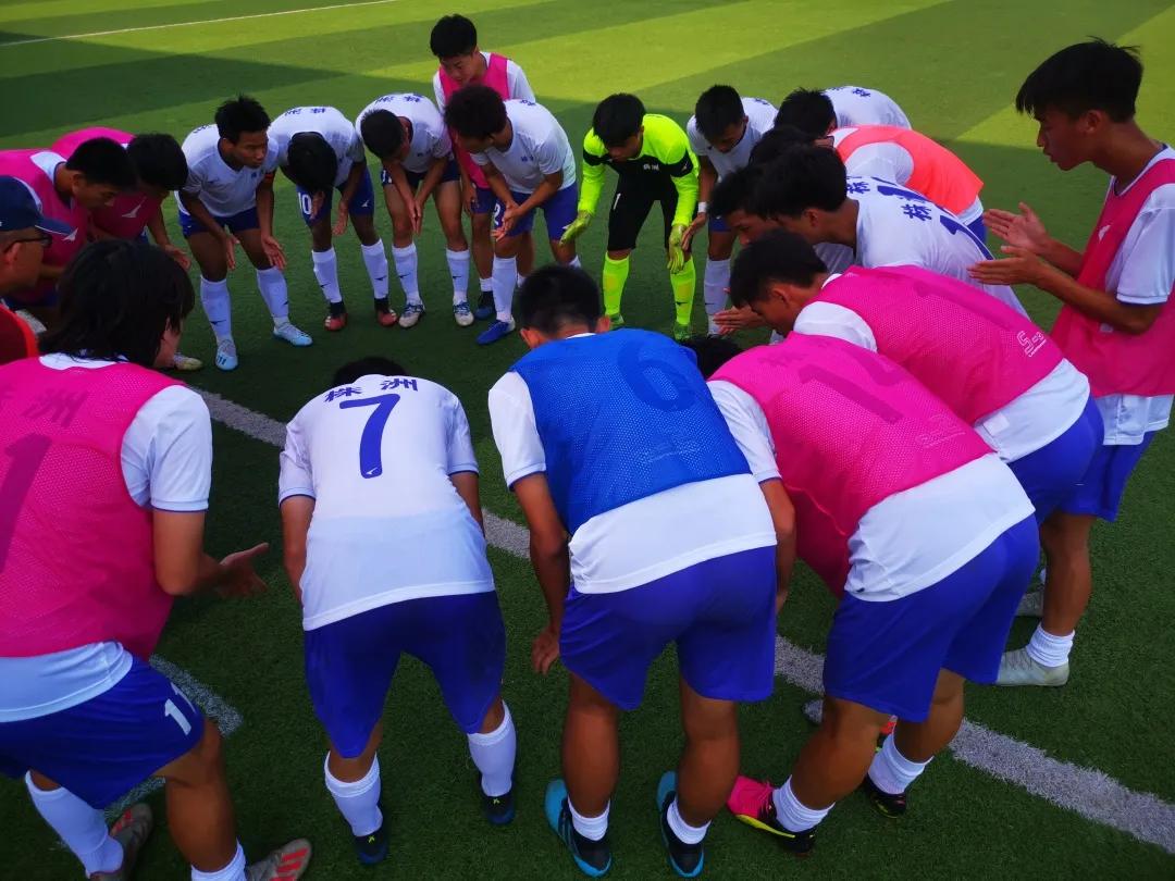 株洲二中足球队湖南省冠军,23年株洲市二中足球队