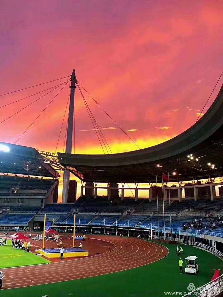 双彩虹映照下的绝美风景，洛阳奇特天象百年不遇