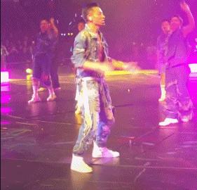 老戏骨们力挺刘德华,众星力挺华谊的视频