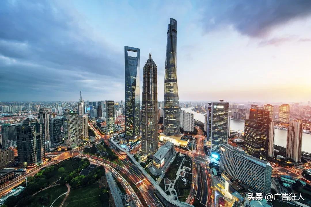 许家印恒大大楼内部设计,许家印审美足球场