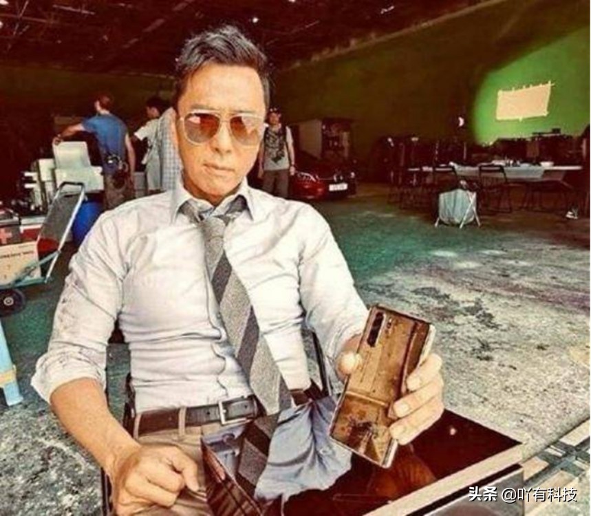 明星一般用哪款苹果手机,中国明星用的最多的一款苹果手机